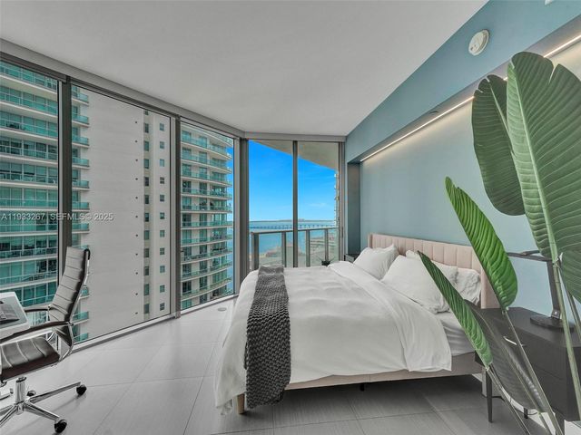 1300 Brickell Bay Dr 2109, Miami, FL 33131