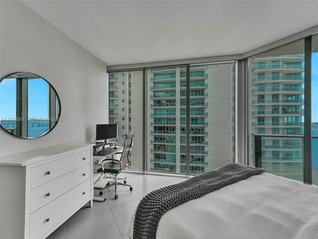 1300 Brickell Bay Dr 2109, Miami, FL 33131