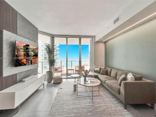 1300 Brickell Bay Dr 2109, Miami, FL 33131