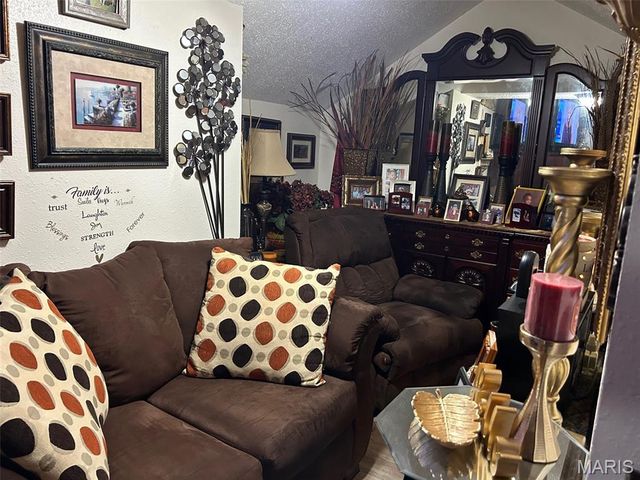 7813 W Main Street, Belleville, IL 62223