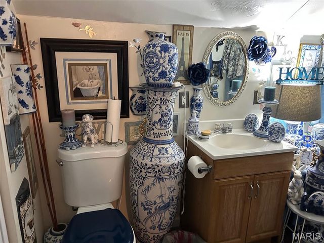 7813 W Main Street, Belleville, IL 62223