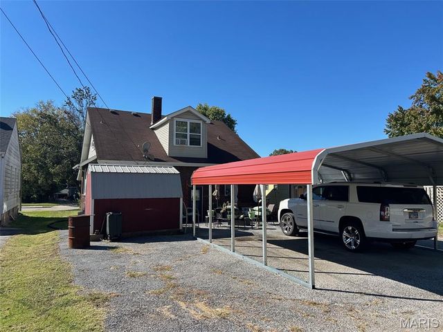 7813 W Main Street, Belleville, IL 62223