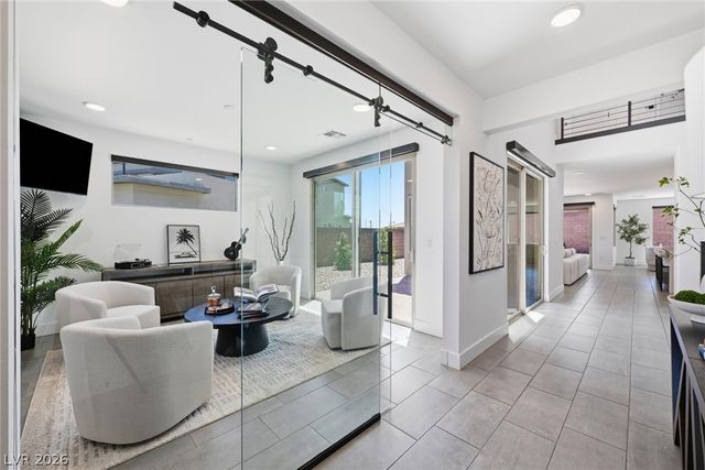 11955 Rockview Point Street, Las Vegas, NV 89138