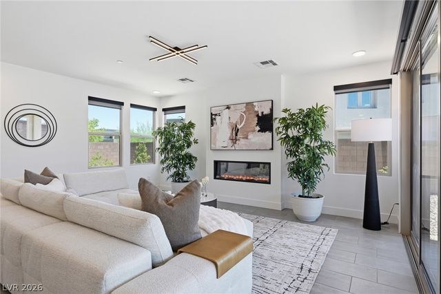 11955 Rockview Point Street, Las Vegas, NV 89138
