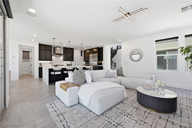 11955 Rockview Point Street, Las Vegas, NV 89138