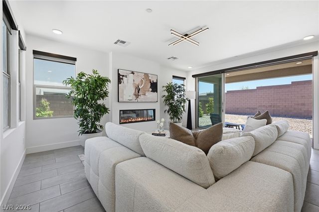 11955 Rockview Point Street, Las Vegas, NV 89138
