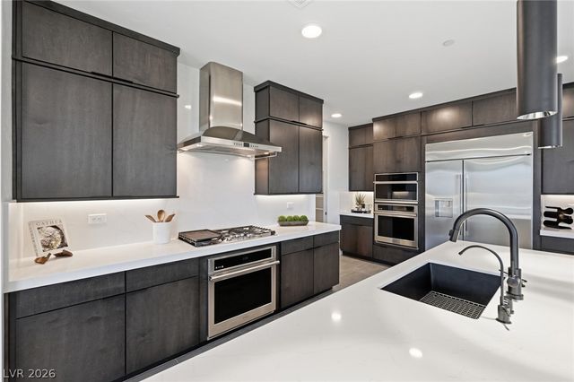 11955 Rockview Point Street, Las Vegas, NV 89138