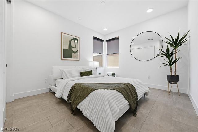 11955 Rockview Point Street, Las Vegas, NV 89138