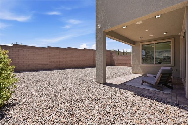 11955 Rockview Point Street, Las Vegas, NV 89138