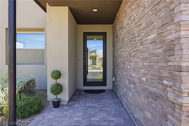 11955 Rockview Point Street, Las Vegas, NV 89138