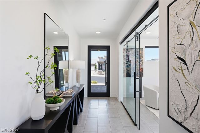 11955 Rockview Point Street, Las Vegas, NV 89138