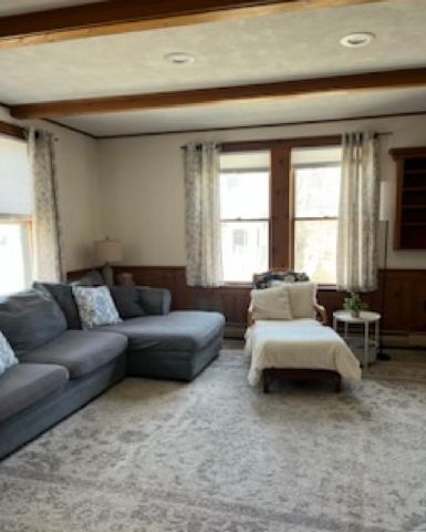 68 Main Street, Exeter, NH 03833