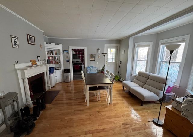 68 Main Street, Exeter, NH 03833