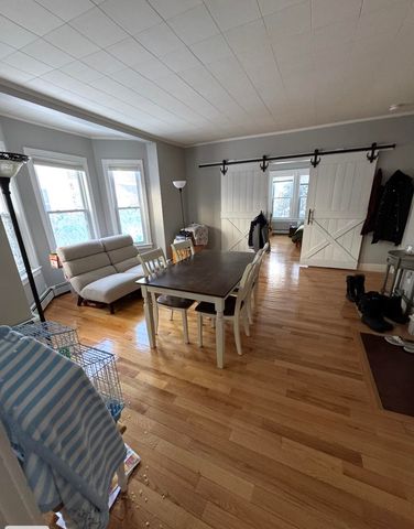 68 Main Street, Exeter, NH 03833