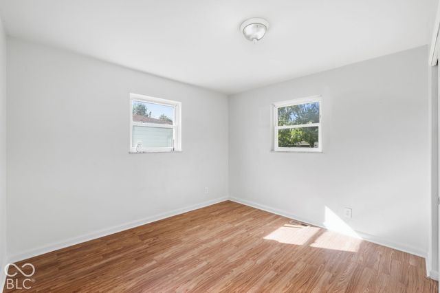 7 Crestview, Greenwood, IN 46143