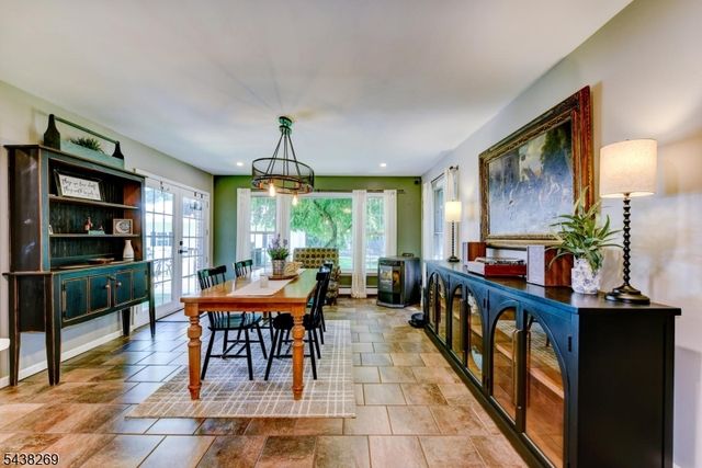 113 Autumn Dr, Montague Twp., NJ 07827