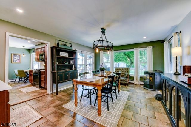 113 Autumn Dr, Montague Twp., NJ 07827