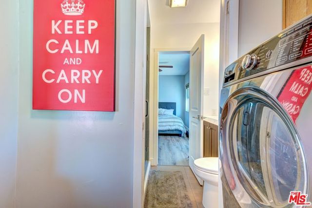 9001 S 5TH Avenue, Inglewood, CA 90305