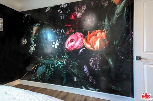 9001 S 5TH Avenue, Inglewood, CA 90305