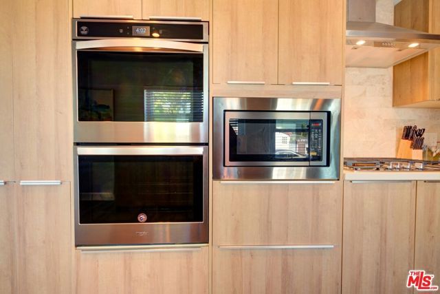 9001 S 5TH Avenue, Inglewood, CA 90305