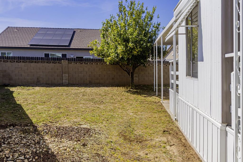 Image 9 of property listing at 371 Bethel Avenue # 129, Sanger, CA 93657
