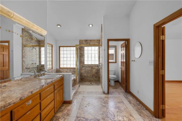 4321 N Country Club, Long Beach, CA 90807