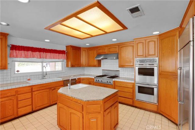 4321 N Country Club, Long Beach, CA 90807