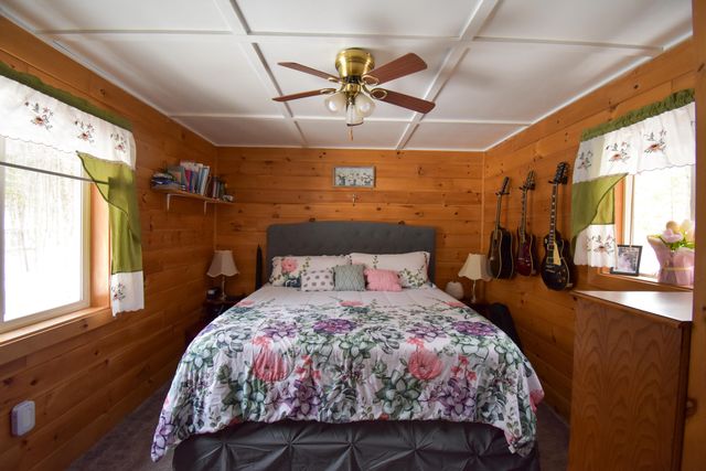 42 Oneida Lane, Jay, NY 12941