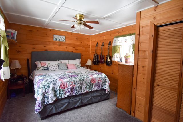 42 Oneida Lane, Jay, NY 12941