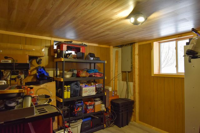 42 Oneida Lane, Jay, NY 12941