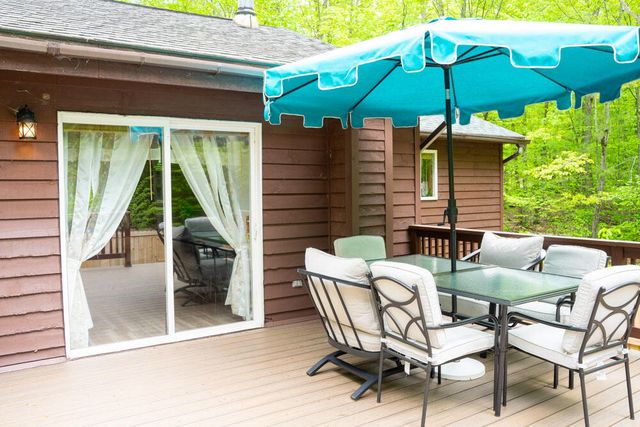 42 Oneida Lane, Jay, NY 12941