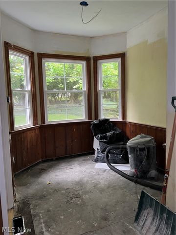 1289 Hereford Road, Cleveland Heights, OH 44118