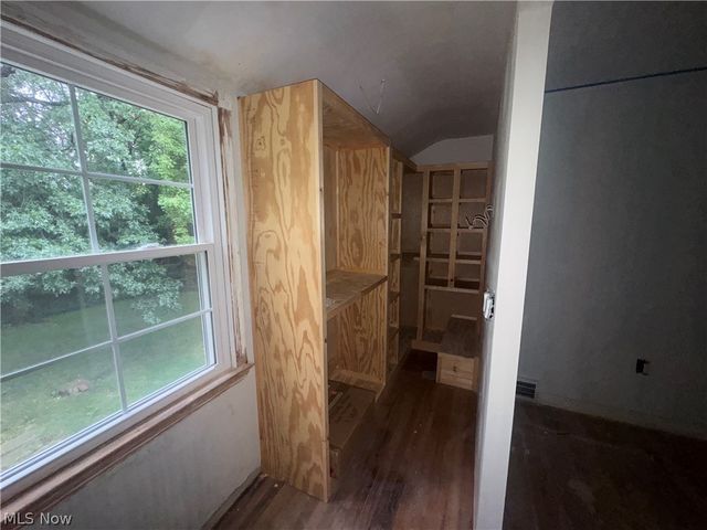 1289 Hereford Road, Cleveland Heights, OH 44118