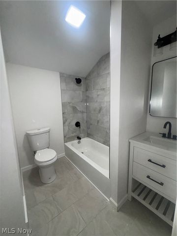 1289 Hereford Road, Cleveland Heights, OH 44118