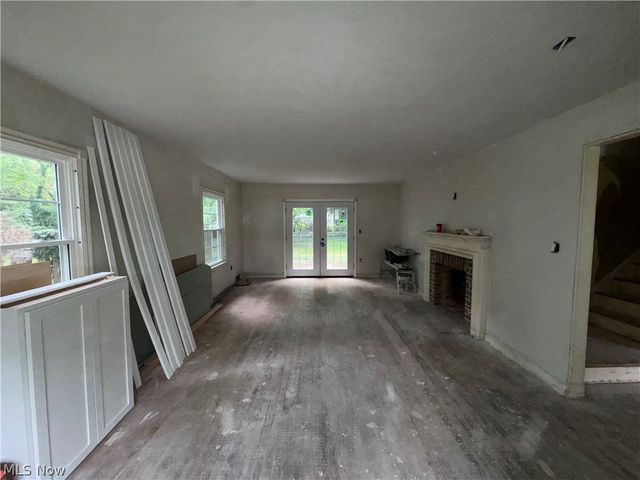 1289 Hereford Road, Cleveland Heights, OH 44118