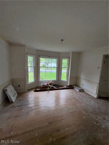 1289 Hereford Road, Cleveland Heights, OH 44118