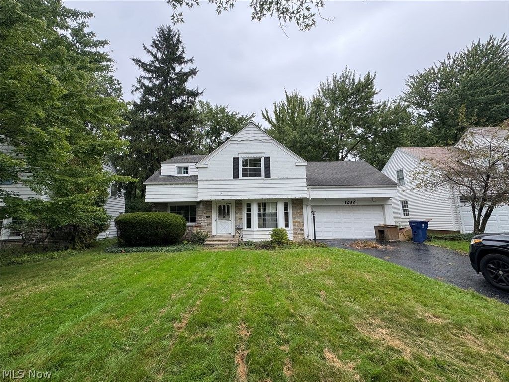 1289 Hereford Road, Cleveland Heights, OH 44118