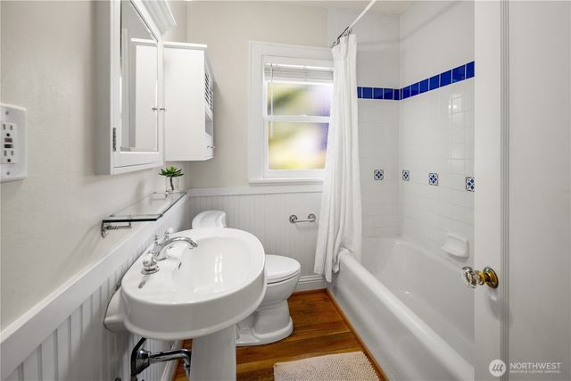 7506 23rd Avenue NW, Seattle, WA 98117