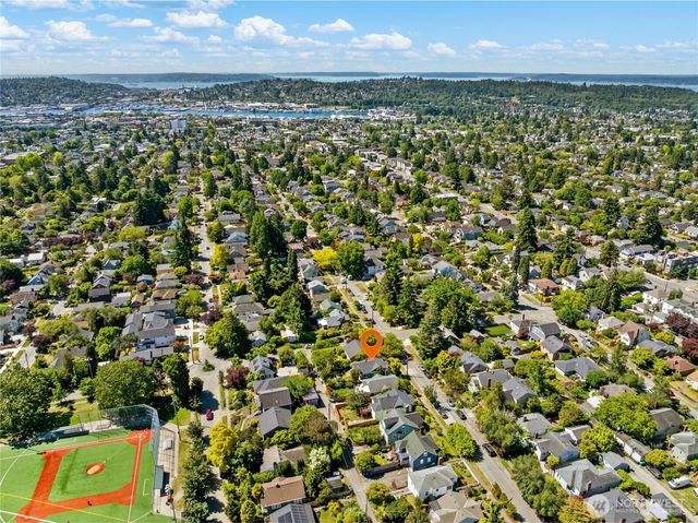 7506 23rd Avenue NW, Seattle, WA 98117
