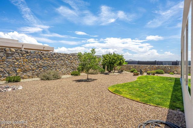 3060 Maddox Loop, Las Cruces, NM 88011