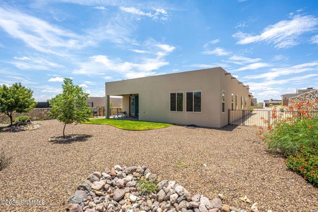 3060 Maddox Loop, Las Cruces, NM 88011