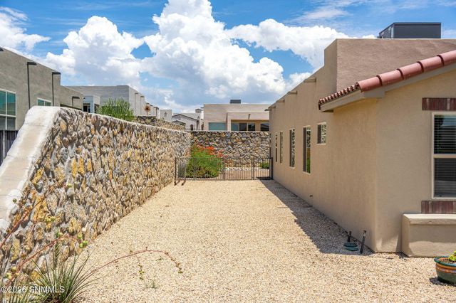 3060 Maddox Loop, Las Cruces, NM 88011