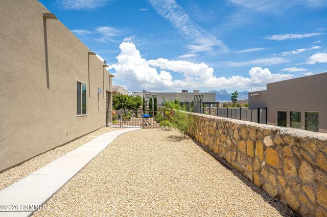 3060 Maddox Loop, Las Cruces, NM 88011