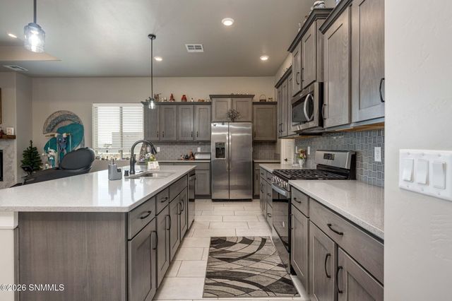 3060 Maddox Loop, Las Cruces, NM 88011