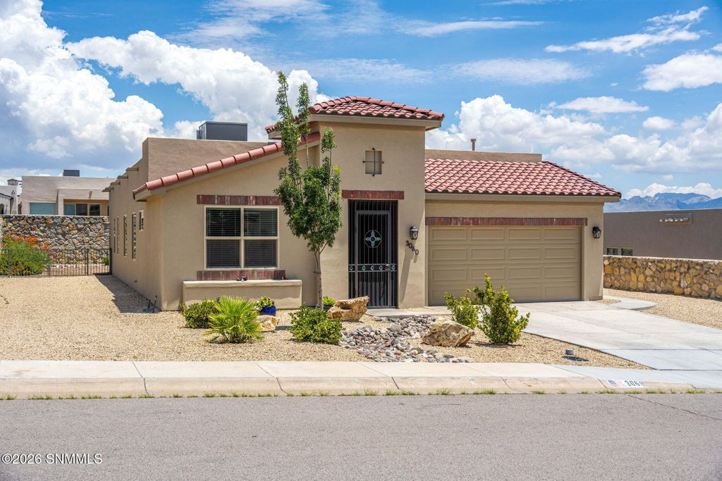 3060 Maddox Loop, Las Cruces, NM 88011