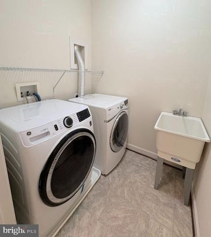 121 AUTUMN VIEW DR, Gaithersburg, MD 20878