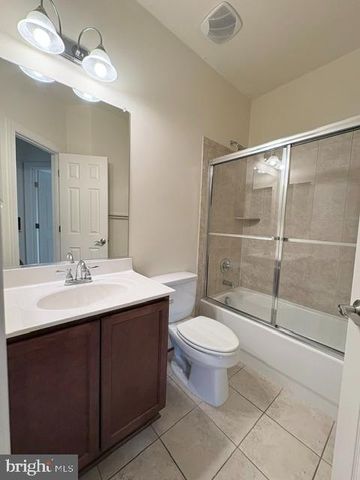 121 AUTUMN VIEW DR, Gaithersburg, MD 20878