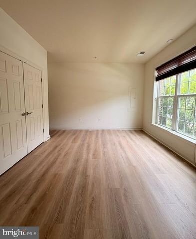 121 AUTUMN VIEW DR, Gaithersburg, MD 20878