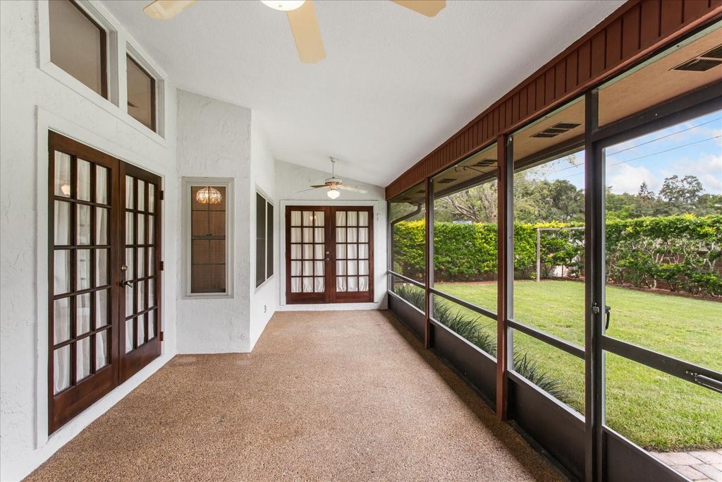Image 32 of property listing at 4025 CONWAY PLACE CIRCLE, Orlando, FL 32812