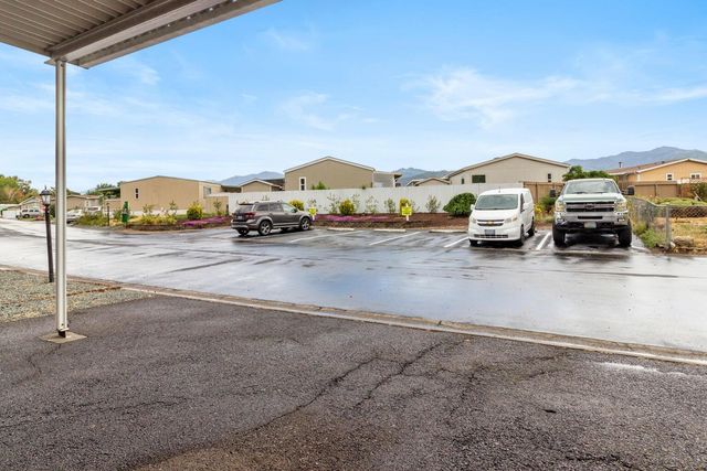 3555 S Pacific Highway SPC 123, Medford, OR 97501
